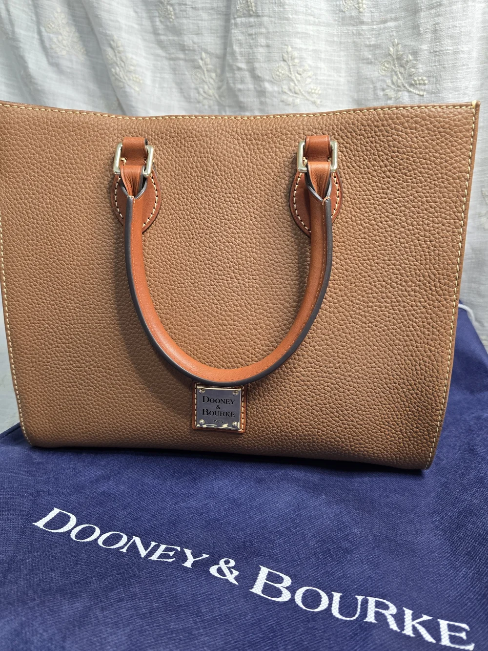 Dooney&Bourke Pebble Grain Leather